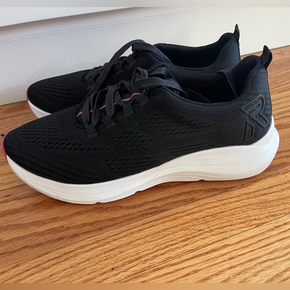 Athletic Shoes: Rieker Women’s Evolution Shoes